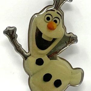 AMC EXCLUSIVE DISNEY FROZEN PIN **OLAF
